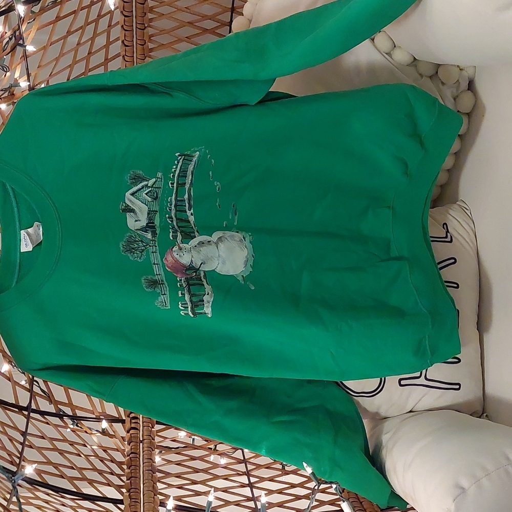 SNOWMAN CHRISTMAS CREWNECK